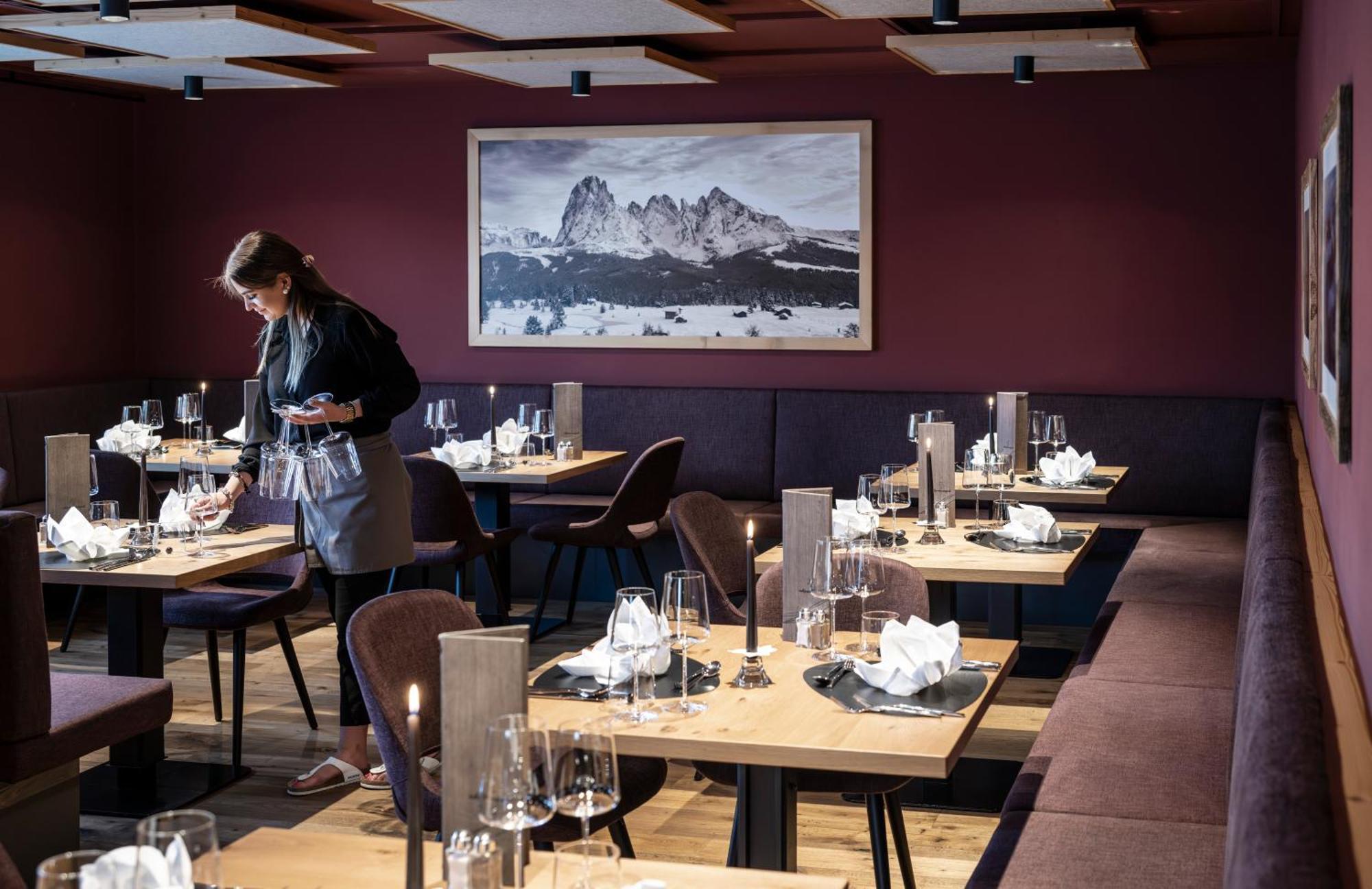 Hotel Alpenroyal Castelrotto Eksteriør bilde